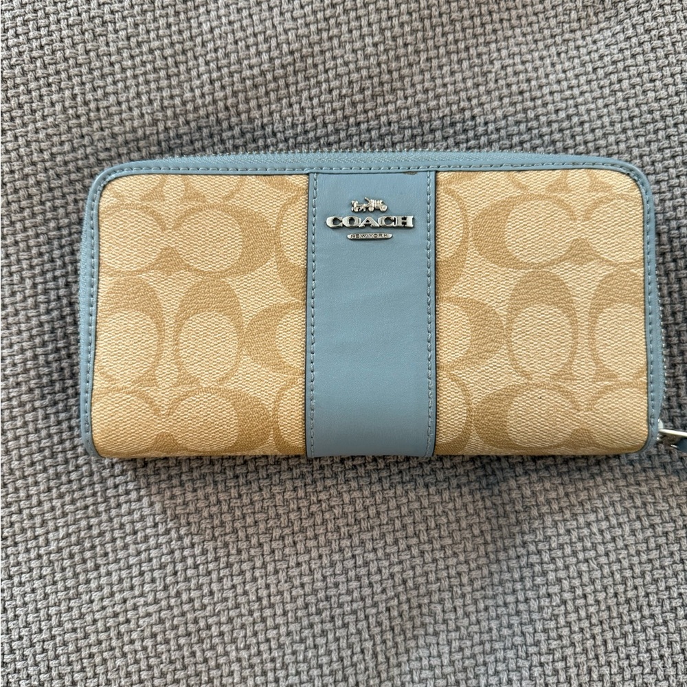 Coach Signature Canvas Wallet in Tan and Blue